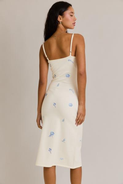 Floral Embroidery Knit Dress