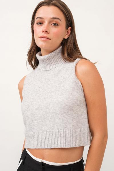 Mianto Sleeveless Turtleneck