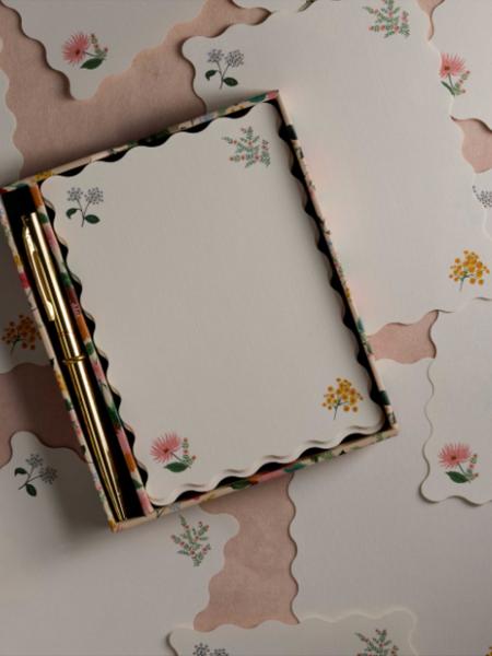 Dahlia Note Writing Set