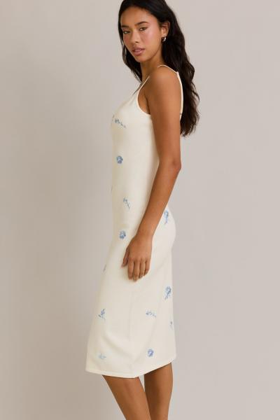 Floral Embroidery Knit Dress