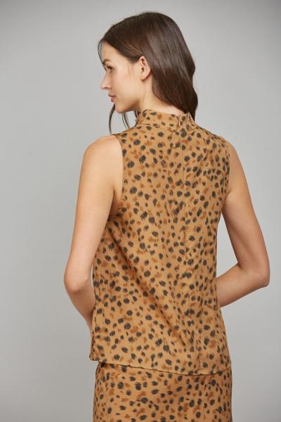 Zora Top