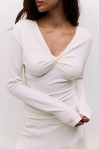 Loxie Twist Front Top