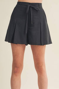 Tie Waist Pleated Shorts