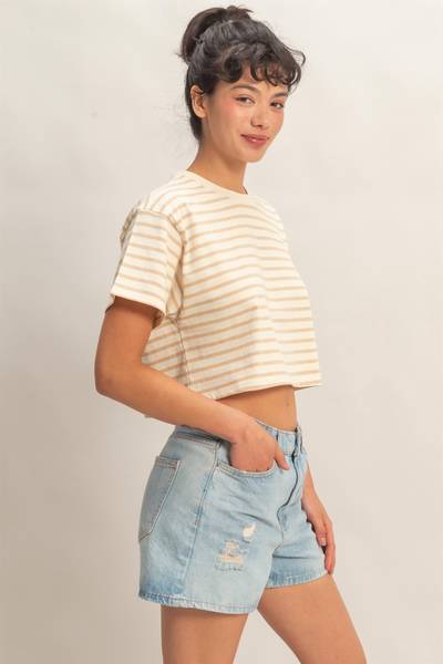 Amora Striped Cropped Tee