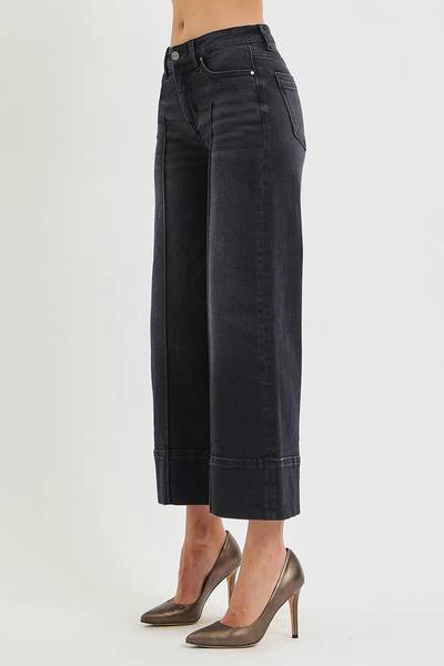 Mid-Rise Pintuck Seam Denim