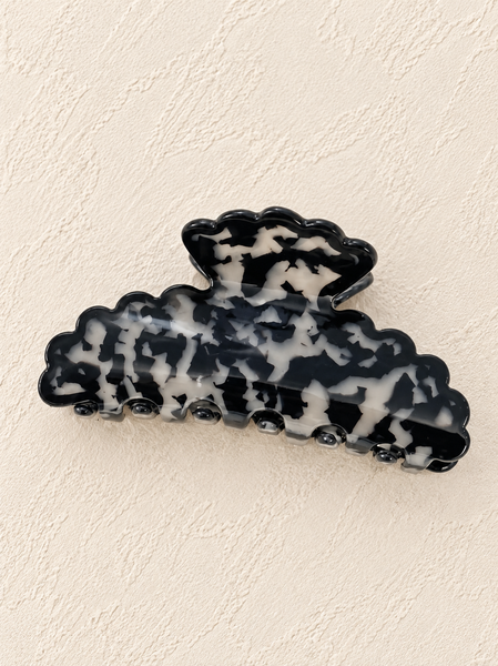 Scalloped Edged Black Hair Clip