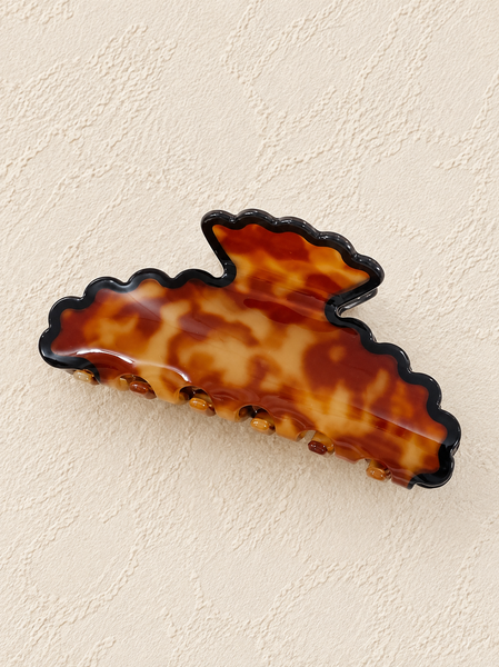 Scalloped Edged Brown Hair Clip