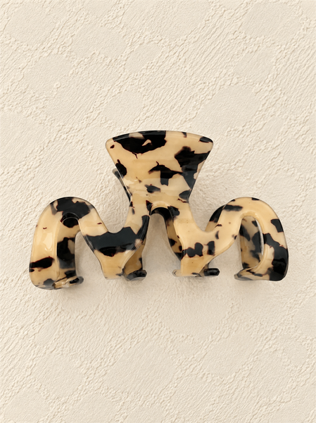 Tortoise "M" Hair Clip