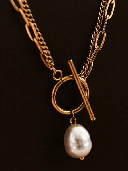 Solaria Pearl Toggle Necklace