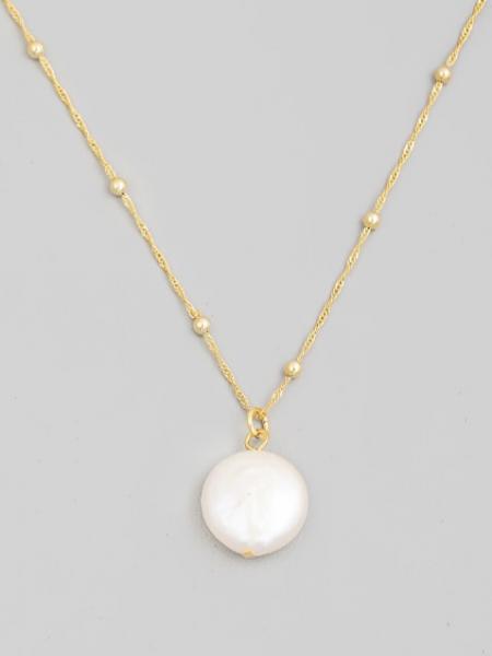 Dainty Pearl Drop Necklace