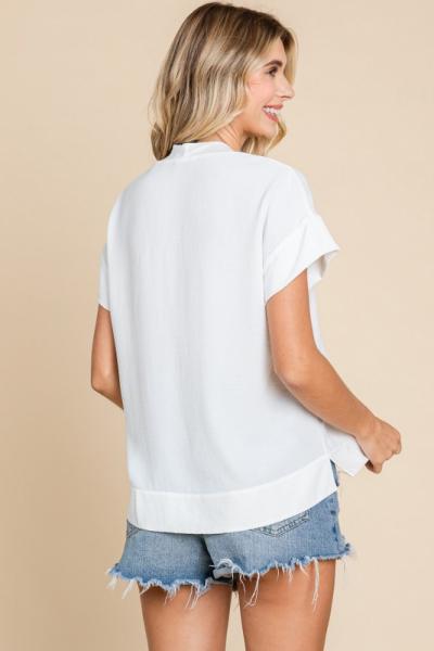 Center Hem V-Neck Top