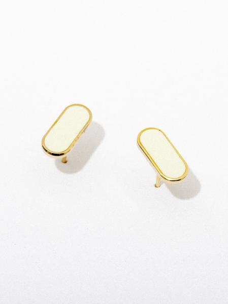 Cream Bar Post Earrings