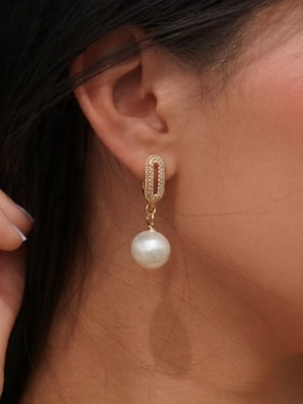 Baroque Natural White Pearl Earrings