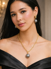 Baroque Natural Grey Pearl Earrings